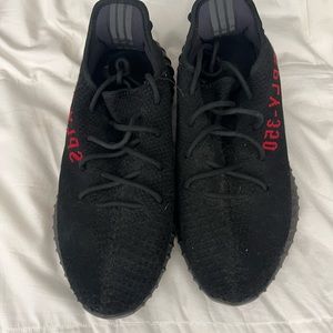 Adidas yeezys used “bred” size 10